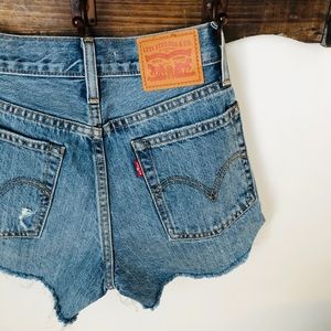 Levi's - Iconic Wedgie/hight waist Short - Size 25